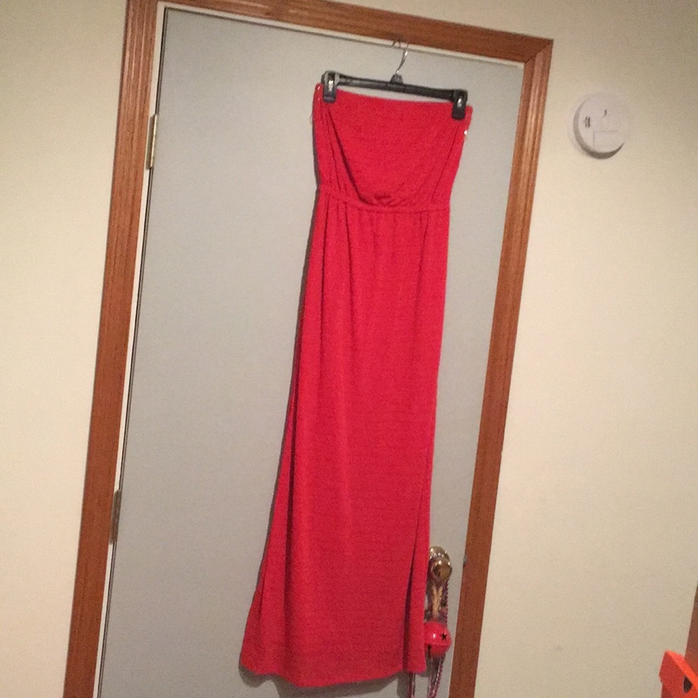 Small strapless maxi dress